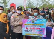 Bupati Kotabaru Serahkan Bansos Rutilahu Lansia dan Disabilatas