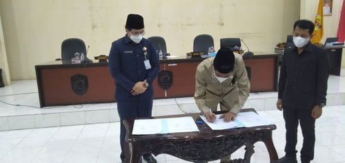 MoU KUA dan PPAS Perubahan 2021 Ditandatagani 2 hal 2 HST 2 3 klm 7