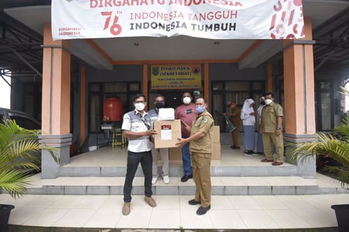 HSU Terima Bantuan Ribuan Masker dan Vitamin 1 hal 2 HSU 3 klm