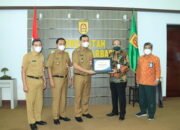 Pemko Banjarbaru Menerima Penghargaan KPPN Banjarmasin