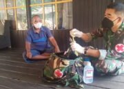 Kesehatan Satgas TMMD Ke-112 Obati Burhanudin Yang Terluka 23 Kesehatan Satgas TMMD Ke-112 Obati Burhanudin Yang Terluka