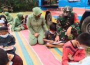 Dantasgas TMMD Ke-112 Kodim HST Meninjau Perpustakaan Keliling 26 Dantasgas TMMD Ke-112 Kodim HST Meninjau Perpustakaan Keliling