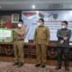 15 Kalteng HL Gubernur Kalteng H Sugianto Sabran mneyerahkan bantuan untuk parpol 1