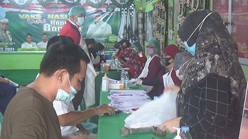 Legislator Kapuas Dukung Pemerintah Lakukan Percepatan Vaksinasi COVID-19 1 16 Foto Kapuas