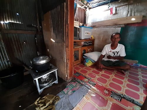 Kisah Jarkuni, Penarik Becak yang Selalu Luput dari Bantuan Pemerintah 2 Hal 10 2 KLm Kisah Jarkuni Gabung Foto 3 dan 4