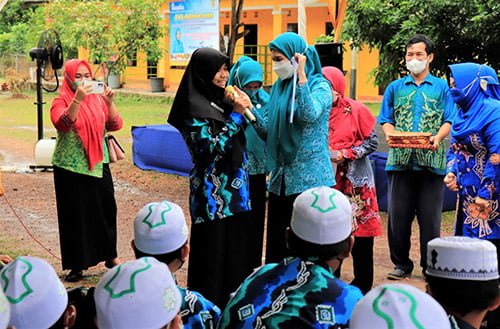 Hal 10 3 Klm BJB Satu 6