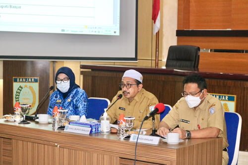 Hal 16 4 KLm Martapura BUNGA KERTAS