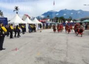 Penembak Kalsel Disambut Tarian Khas Papua di Jayapura 29 Penembak Kalsel Disambut Tarian Khas Papua di Jayapura