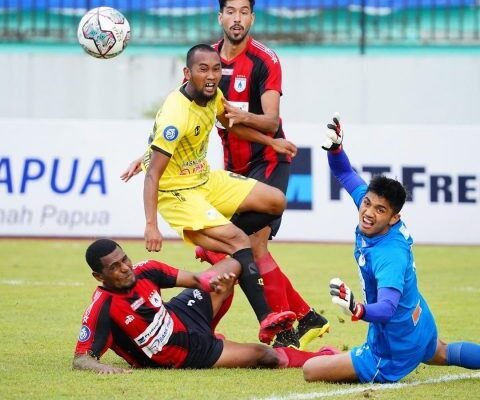 Desakan Suporter Bikin Barito Menangi Laga Kontra Persipura