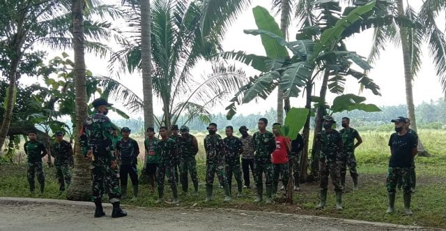 Pengecekan Apel Pagi Oleh Dan SSK TMMD ke-112 Kodim 1002/HST