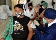 Siswa-siswi SMAN 2 Banjarbaru Divaksinasi Sebelum PTM