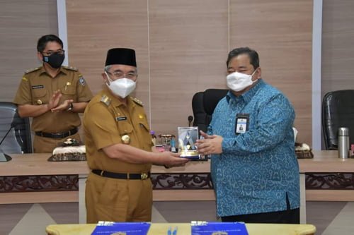 hal 12 HSS 1 3 klm 13