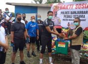Kapolres Banjarbaru Bantu Korban Angin Puting Beliung