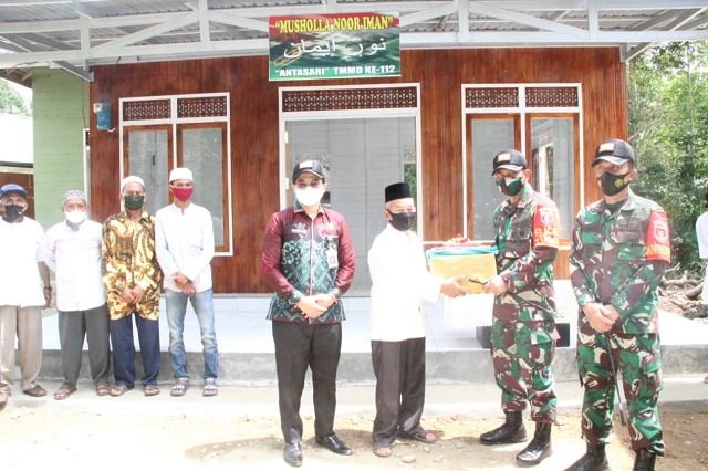 Penyerahan Kunci Mushola Noor Iman oleh Danrem 101/Antasari