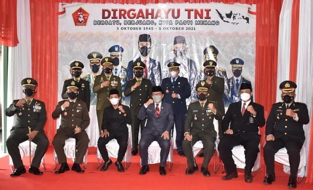 Kodim HST Ikuti Upacara Peringatan HUT Ke-76 TNI Tahun 2021 Secara Virtual 2 upacara online 1