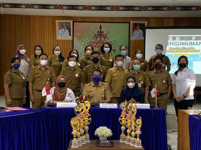 Dislutkan Kalteng Umumkan Pemenang Lomba Hari Ikan Nasional ke-8 1 15 Kalteng 2 Tim juri lomba menulis artikel scaled
