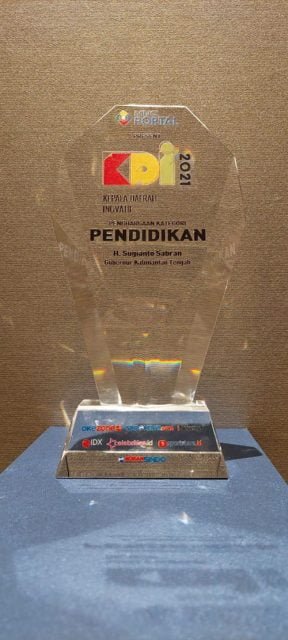 Gubernur Kalteng Raih Penghargaan Kepala Daerah Inovatif Sektor Pendidikan 1 15 Kalteng 3 Penghargaan kepala daerah inovatif scaled