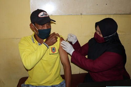 Gerai Vaksinasi Presisi Sasar Pedagang Pasar 1 6 gerai 2klm