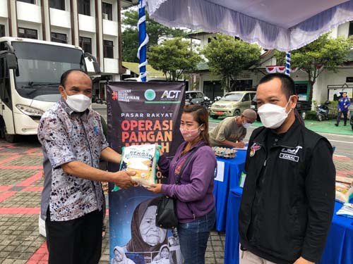 Hal 10 25 KLm Pangan Pasar murah