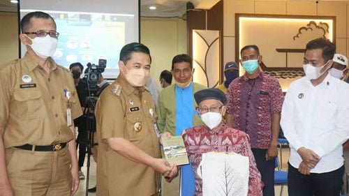 Diseminasi Kajian Sungai & Penghargaan Lomba Inovasi Daerah Digelar 1 Hal 10 3 KLm Seminar Sungai