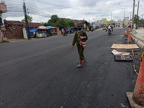 Hal 9 3 Klm Jalan Masjid Jami