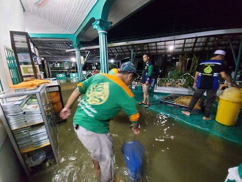 Hal 9 3 Klm Kubah Banjir