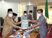 Lima Fraksi DPRD Tapin Menerima Raperda APBD Tahun 2022