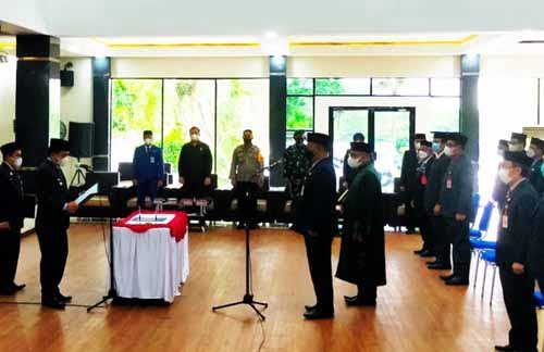 Bupati Lantik Sutikno Sebagai Sekdakab Balangan 1 hal 2 Bal 3 klm 1