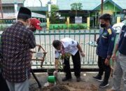 Ponpes Rakha Gelar Penanaman Pohon Bersama