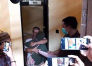 Jemput Suami di Sel Tahanan<br>Jaksa Hentikan Penuntutan Kasus KDRT 13 Jemput Suami di Sel TahananJaksa Hentikan Penuntutan Kasus KDRT