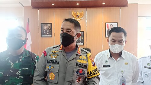 Hal 10 3 Klm Bahas Nataru