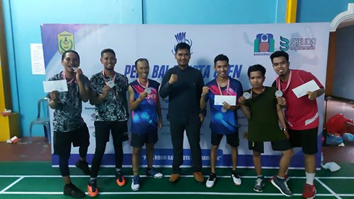 Hal 10 3 Klm Para Juara