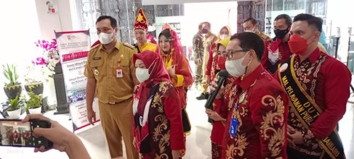 Hal 10 7 KLm Gabung 2 23 1