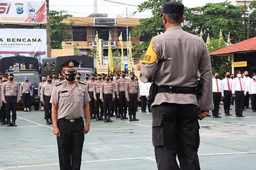 Hal 5 penghargaan prestasi