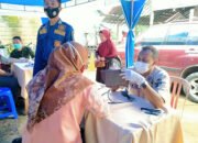 Warga Gang Karya Antusias Ikuti Vaksin