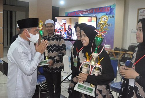 Hal 9 3 Klm Martapura PARA JUARA 2