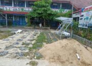 Keterbatasan Dana, Penyebab Terbengkalainya Halaman SDN Teluk Dalam 7