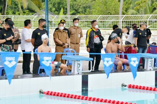 Wabup Buka Kejurprov Renang dan Loncat Indah 1 hal 12 HSS 1 3 klm 15