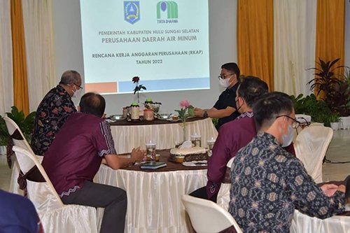 hal 12 HSS 1 3 klm 17