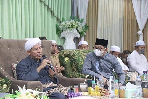 Habib Segaf Baharun Silaturrahmi dengan Para Pimpinan Ponpes 1 hal 12 HSeS 1 3 klm