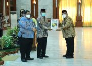 Plt Bupati HSU Terima DIPA Tahun 2022