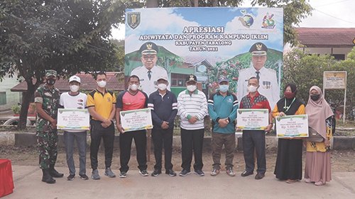 Bersama Forkopimda, Anang Lakukan Aksi Tanam Pohon 1 hal 4 Tabalong Adv 3 klm 4