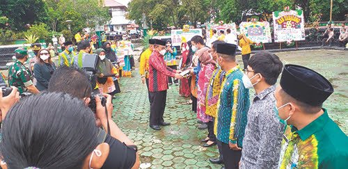 1 Desember, Pemkab Gelar Apel Harjad Tabalong Ke-56 1 hal 4 Tabalong Adv 3 klm