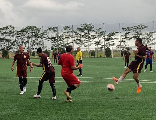 Laga Persahabatan tapi berlangsung seru 1 13 3klm pelambuan fc jpg
