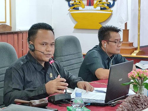 15 Bartim Ketua DPRD Bartim Nur Sulistio
