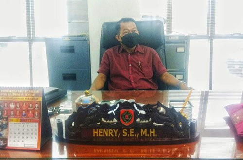 15 Kalteng 2 Wakil Ketua Komisi II DPRD Kalteng Henry SE MH
