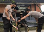 Personel Sat Binmas Polresta Banjarmasin Amankan Sajam dari ODGJ 25 Personel Sat Binmas Polresta Banjarmasin Amankan Sajam dari ODGJ