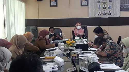 Foto lensa DPRD kota6