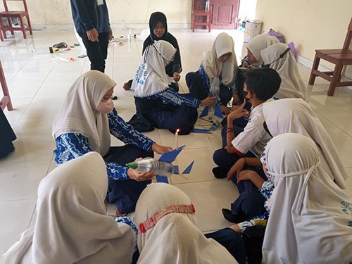 Hal 9 3 Klm Roket Ciken