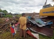 Sempat Adu Argumen, Tiga Rumah di Lahan Proyek Jembatan HKSN Tetap Dibongkar Pemko